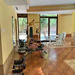 Dorina Wellness Apartman * شيوفوك