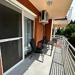 Dorina Wellness Apartman * شيوفوك