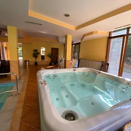 Dorina Wellness アパート