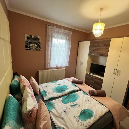 アパート Dorina Wellness シオーフォク