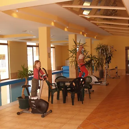 アパート Dorina Wellness *