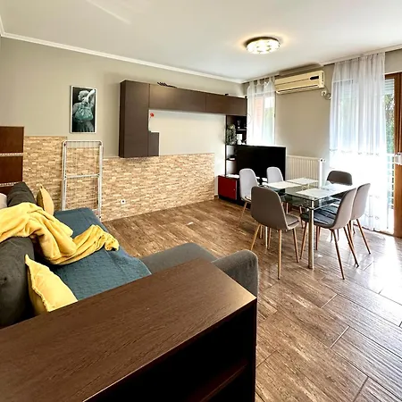 Dorina Wellness Appartement *
