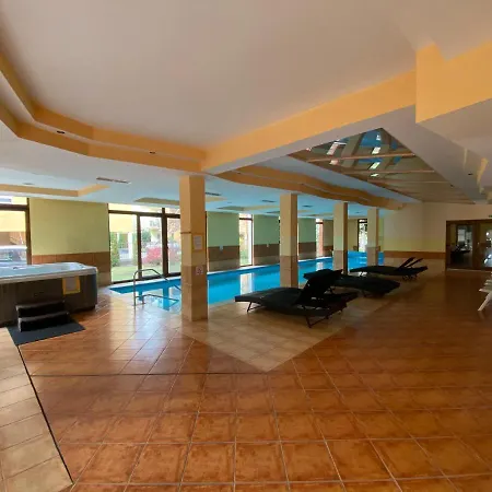 Dorina Wellness Apartman *